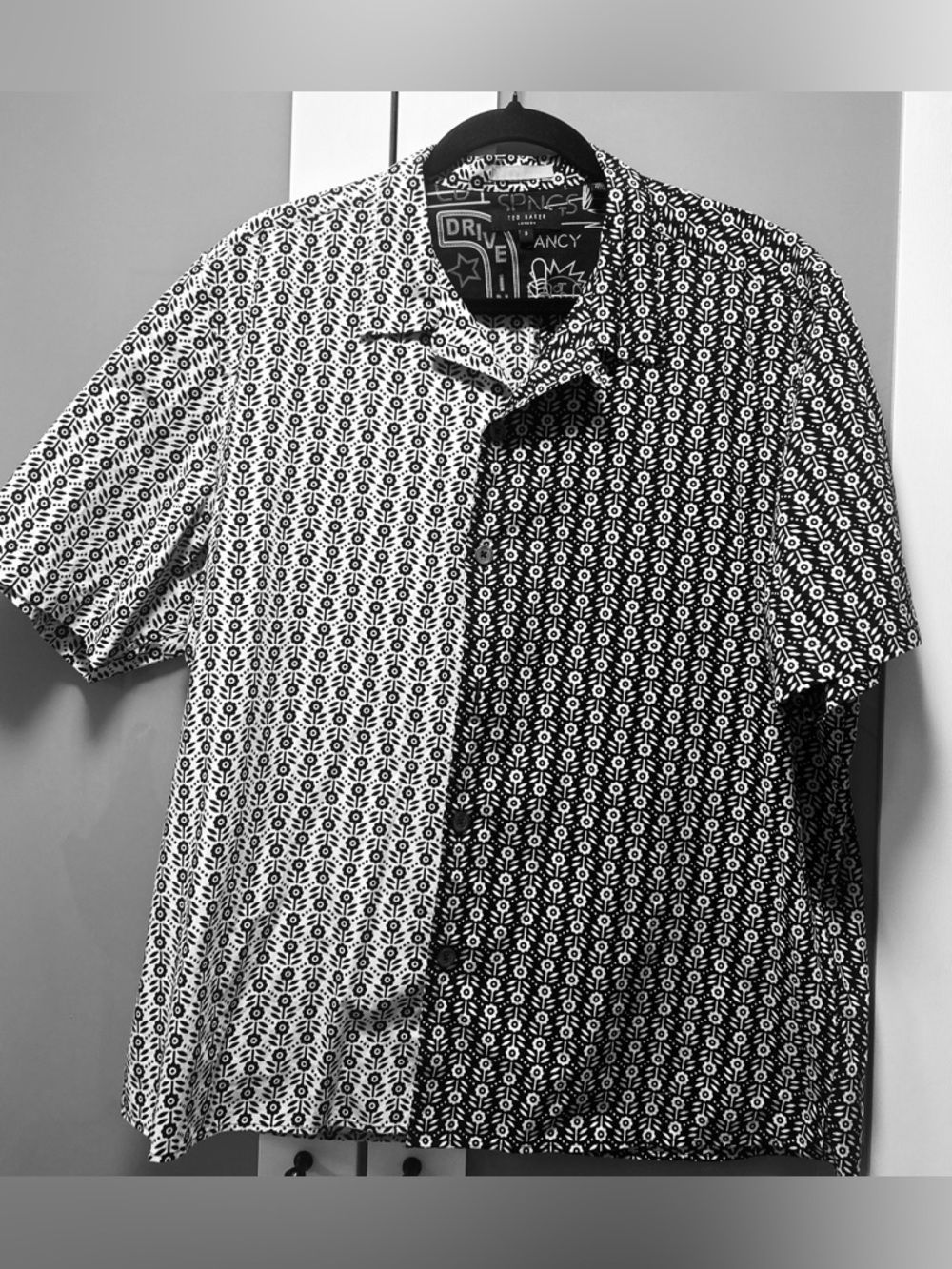 Ted Baker Men’s Short Sleeve Shirt Size 5